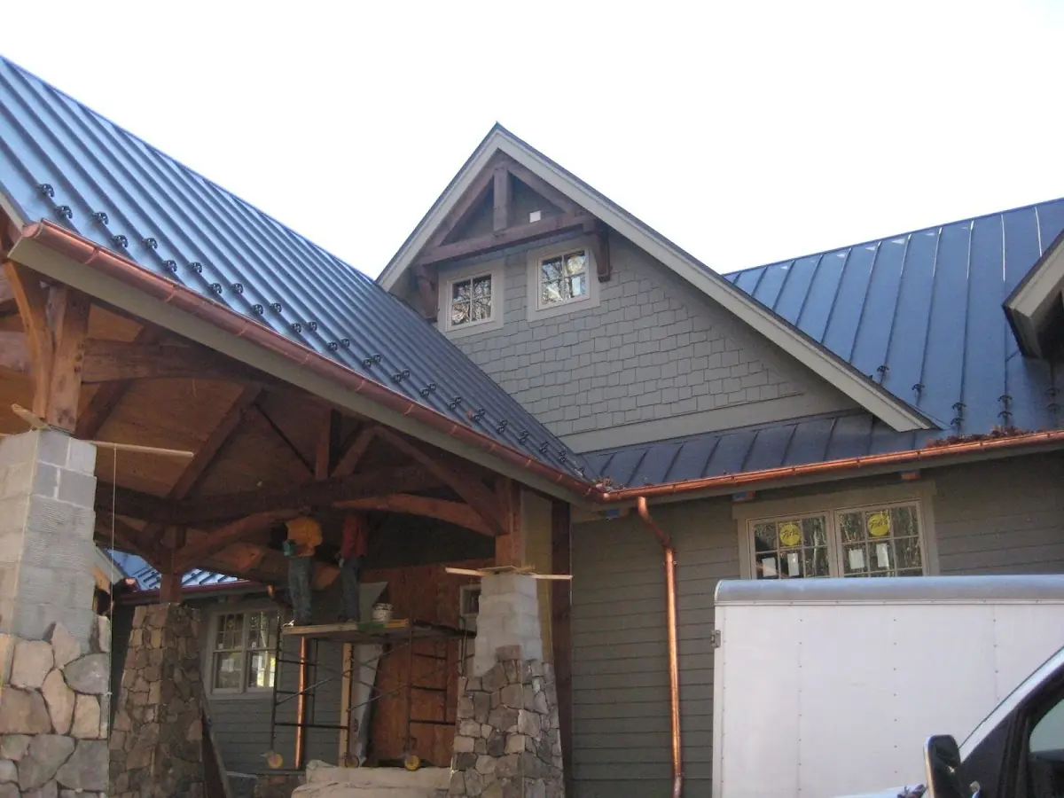 Craftsman Roofing team delivering quality roofing work in Pomfret Center